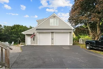 373 Highland St, Northbridge, MA 01534 - Photo 2