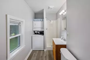373 Highland St, Northbridge, MA 01534 - Photo 16