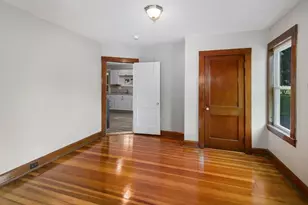 373 Highland St, Northbridge, MA 01534 - Photo 10