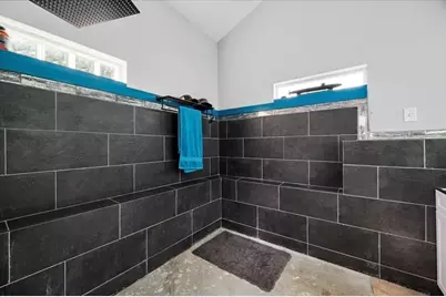 373 Highland St, Northbridge, MA 01534 - Photo 28