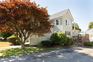 24 Lake St, Hudson, MA 01749 - Photo 28