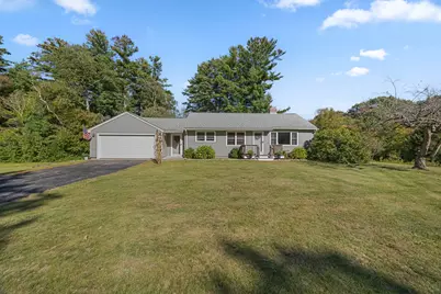 39 E Charlton Rd, Spencer, MA 01562 - Photo 1