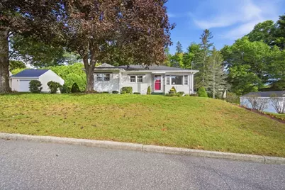 6 Sasur St, Palmer, MA 01080 - Photo 2