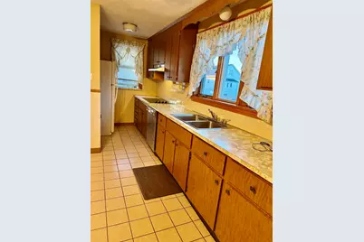 168 Middlesex Avenue #1, Medford, MA 02155 - Photo 2