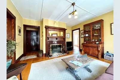37 Gleason St, Medford, MA 02155 - Photo 6