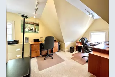 37 Gleason St, Medford, MA 02155 - Photo 24