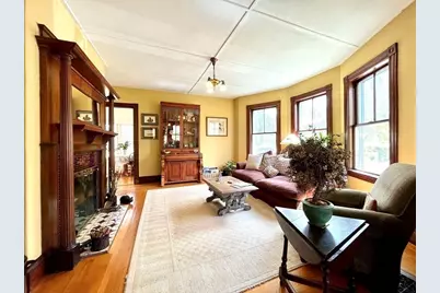 37 Gleason St, Medford, MA 02155 - Photo 10