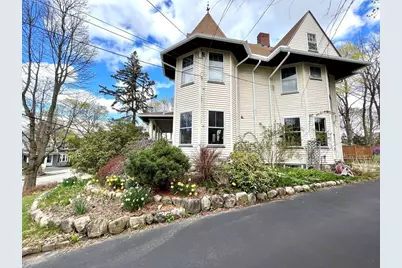 37 Gleason St, Medford, MA 02155 - Photo 26
