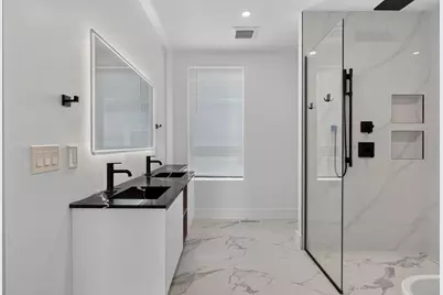 29 Woodford St #3, Boston, MA 02125 - Photo 18