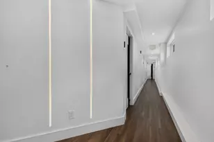29 Woodford St, Boston, MA 02125 - Photo 34