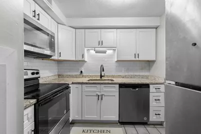 103 Oak Ln #4, Brockton, MA 02301 - Photo 8