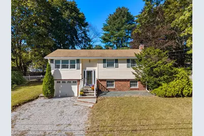 8 Yale St, Groveland, MA 01834 - Photo 2