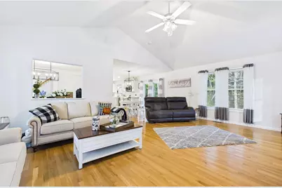 232 Collins Corner Rd, Dartmouth, MA 02747 - Photo 10