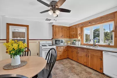 36 McKenney Cir, Andover, MA 01810 - Photo 16