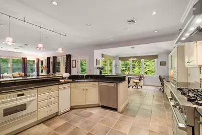 303 Pine Street, Stoughton, MA 02072 - Photo 10