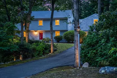 32 Greengate Rd, Falmouth, MA 02540 - Photo 2