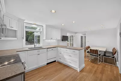 32 Greengate Rd, Falmouth, MA 02540 - Photo 10