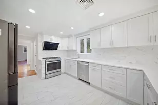 15 Maplewood Rd, Tewksbury, MA 01876 - Photo 8
