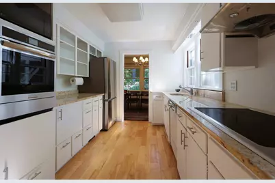 46 Woburn Street, Andover, MA 01810 - Photo 4