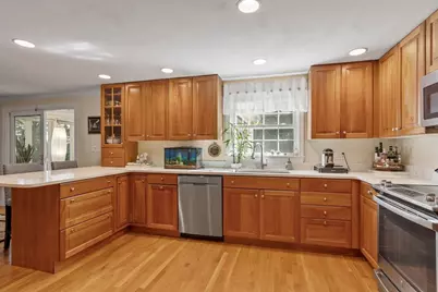 27 Third St, Maynard, MA 01754 - Photo 4