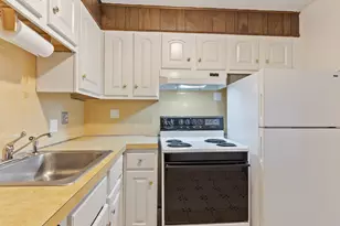 20 Williamsburg Ct, Shrewsbury, MA 01545 - Photo 16