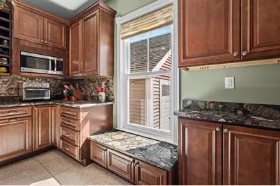 181 Main, Kingston, NH 03848 - Photo 12