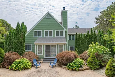 34 Polaris Dr, Mashpee, MA 02649 - Photo 4
