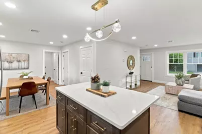 223 Jenckes, Woonsocket, RI 02895 - Photo 8