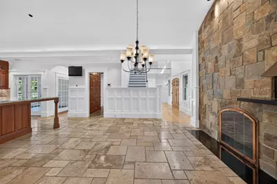 68 W Hill Ave, Melrose, MA 02176 - Photo 8