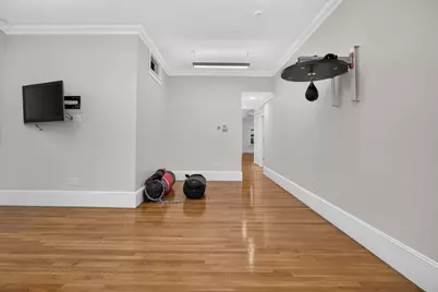 68 W Hill Ave, Melrose, MA 02176 - Photo 32