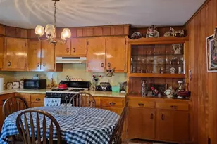 51 Central Ave, New Bedford, MA 02745 - Photo 2