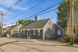 126 Summer St, Plymouth, MA 02360 - Photo 2