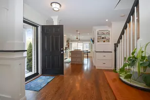 39 Luka Dr, Grafton, MA 01519 - Photo 2