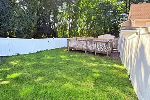 16 Winnipeg St, Worcester, MA 01607 - Photo 20