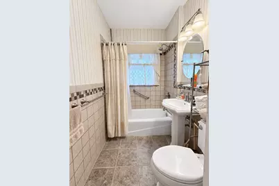 16 Winnipeg St, Worcester, MA 01607 - Photo 6