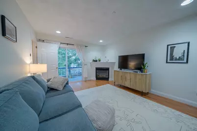 10 Cunningham Ln #104, Billerica, MA 01821 - Photo 8