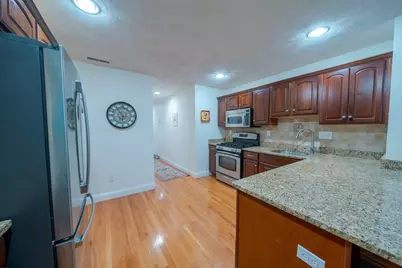 10 Cunningham Ln #104, Billerica, MA 01821 - Photo 4