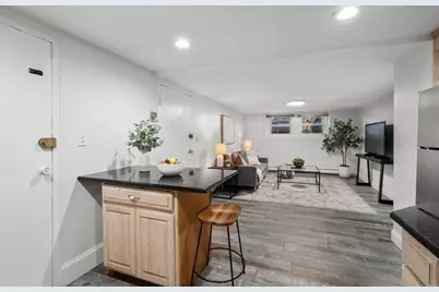 365 Faneuil St #4, Boston, MA 02135 - Photo 10