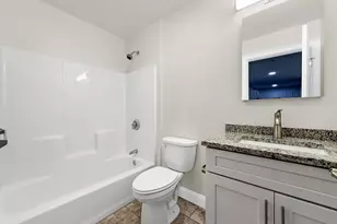 10 Franklin Ave, Revere, MA 02151 - Photo 12