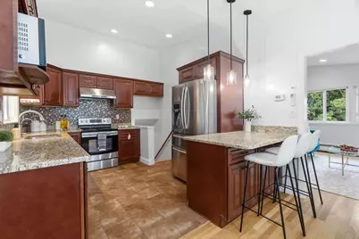 22 Harbell St, Lexington, MA 02421 - Photo 6