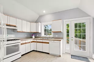 58 Morton St, Andover, MA 01810 - Photo 14