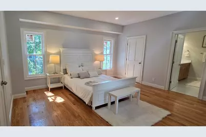 36 Mystic St, Medford, MA 02155 - Photo 10