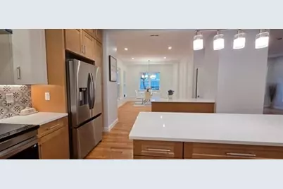 36 Mystic St, Medford, MA 02155 - Photo 6