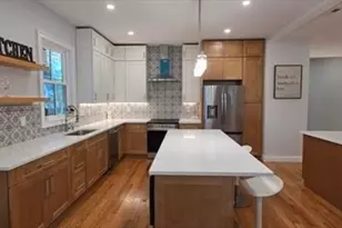 36 Mystic St, Medford, MA 02155 - Photo 4