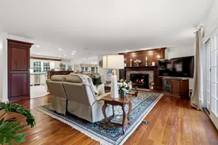 7 Hibiscus Ln, Plymouth, MA 02360 - Photo 14