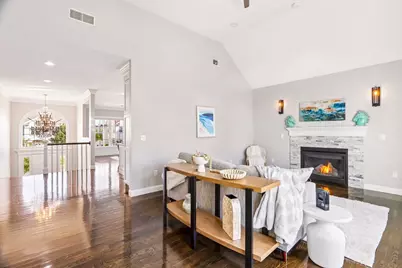 259 Oakwood Ave, Revere, MA 02151 - Photo 6