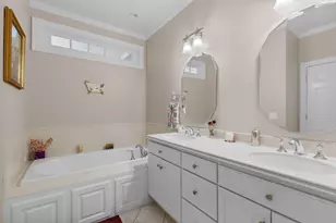 51 Carriage Hill Cir, Southborough, MA 01772 - Photo 18