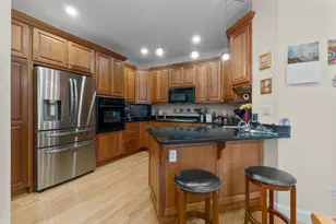 51 Carriage Hill Cir, Southborough, MA 01772 - Photo 16