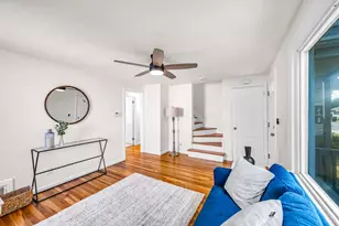 23 Schley St, Springfield, MA 01109 - Photo 6