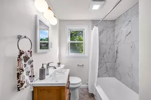 23 Schley St, Springfield, MA 01109 - Photo 14